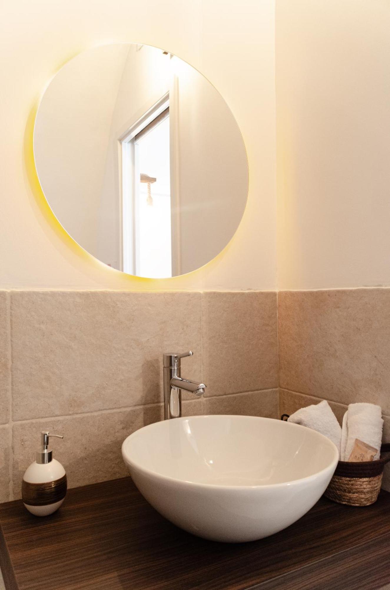 Aca Suite Luxury With Jacuzzi Adelfia Экстерьер фото
